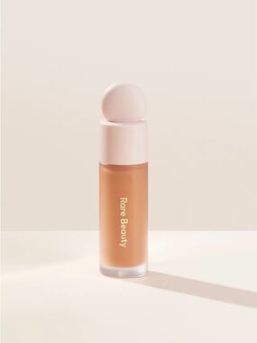 Rare Beauty- Liquid Touch Weightless Foundation
